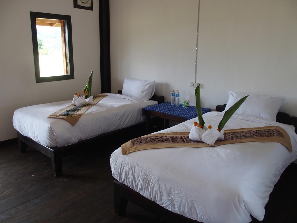 Thongdam Guesthouse Ban O Экстерьер фото